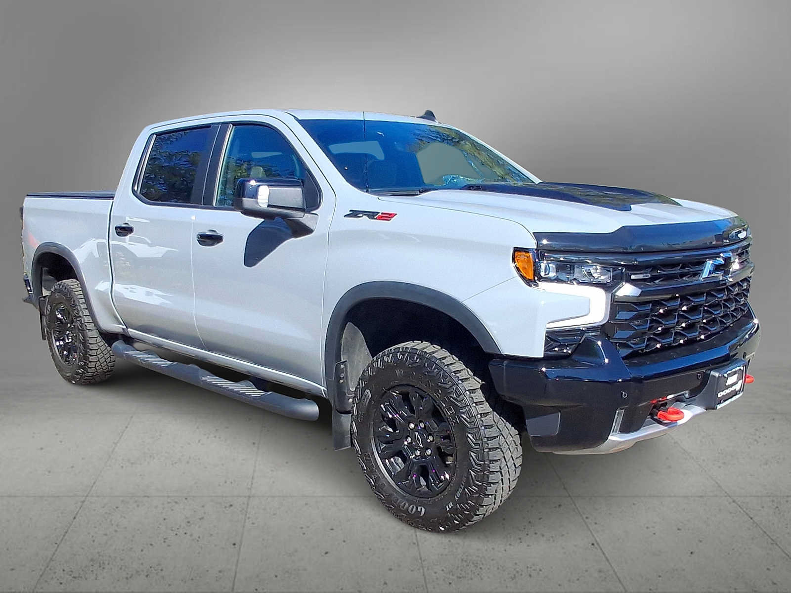 Used 2025 Chevrolet Silverado 1500 ZR2 w/ Technology Package AWD/4WD image 2