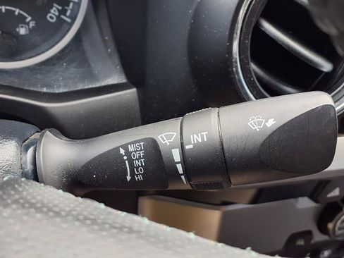 Used 2019 Toyota Tacoma SR5 RWD image 15