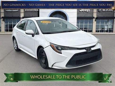 Used 2020 Toyota Corolla LE FWD image 1