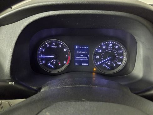 Used 2018 Hyundai Tucson SE w/ Cargo Package FWD image 15