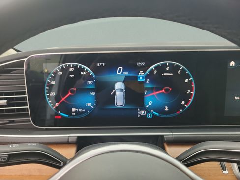 Used 2023 Mercedes-Benz GLE 350 image 12