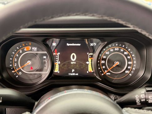 Used 2026 Jeep Wrangler Sahara image 17