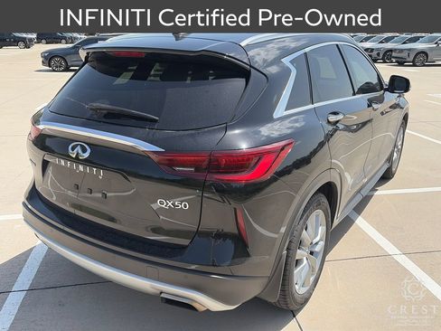 Certified 2022 INFINITI QX50 Essential FWD image 8