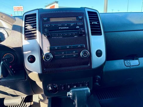 Used 2012 Nissan Frontier PRO-4X w/ Pro-4x Luxury Pkg image 14