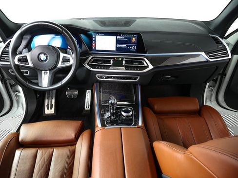 Used 2022 BMW X5 M50i w/ Executive Package image 19