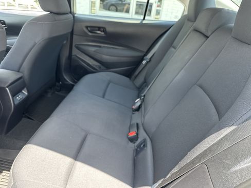Used 2024 Toyota Corolla LE FWD image 12