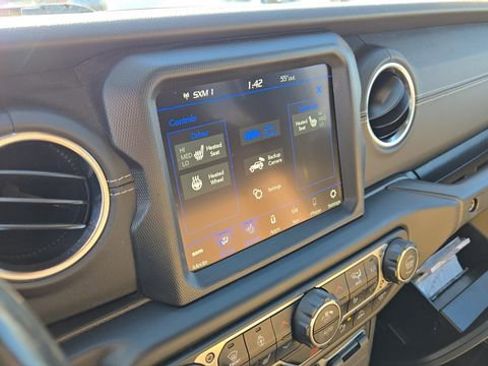 Used 2022 Jeep Wrangler Unlimited Rubicon 4xe w/ Cold Weather Group image 16