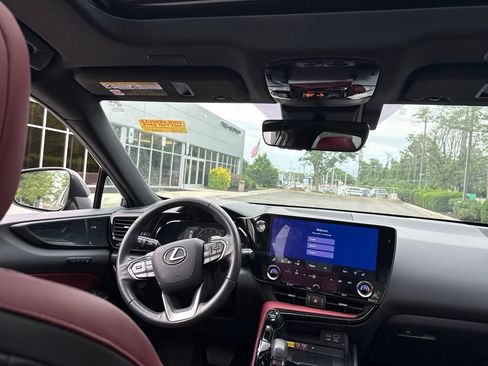 Used 2022 Lexus NX 350 AWD image 8