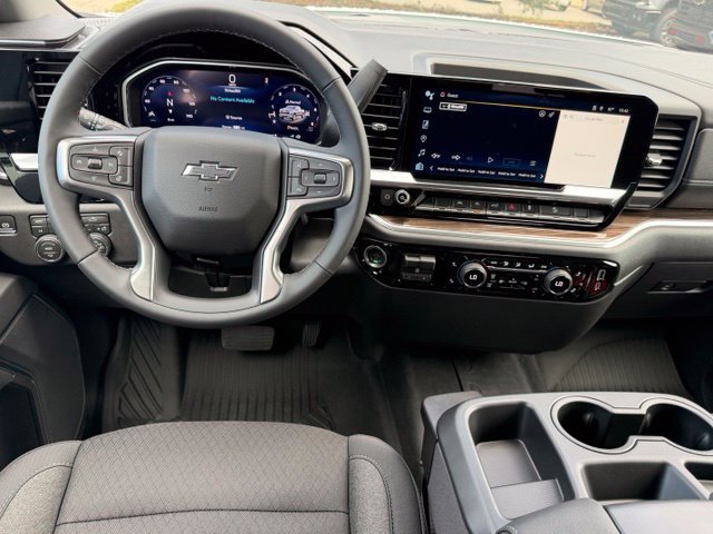 New 2026 Chevrolet Silverado 1500 RST w/ Z71 Off-Road Package AWD/4WD image 17