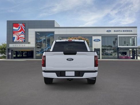 New 2026 Ford F150 XLT w/ XLT Black Appearance Package AWD/4WD image 5