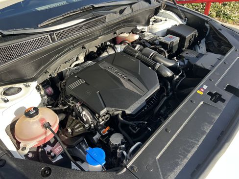 Used 2021 Hyundai Santa Fe Limited image 47