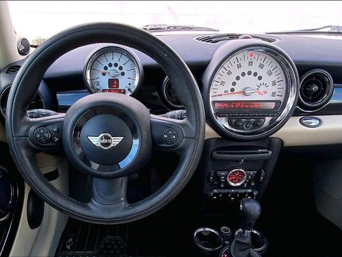 Used 2011 MINI Cooper Hardtop image 12