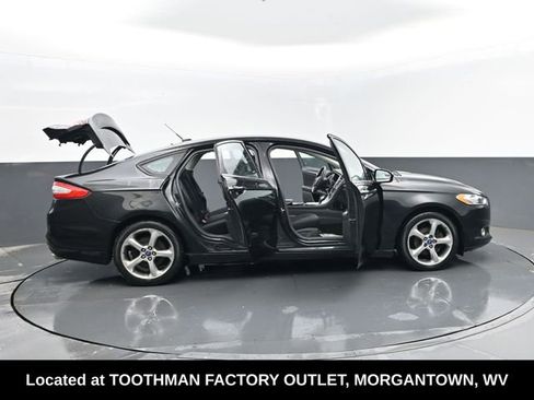 Used 2013 Ford Fusion SE image 28