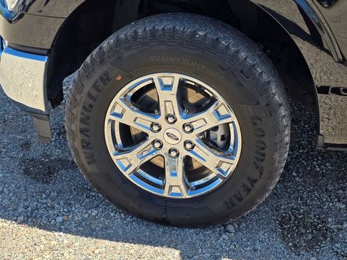 Used 2023 Ford F150 Lariat AWD/4WD image 19