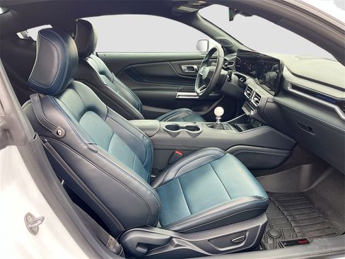 Used 2024 Ford Mustang GT Premium image 27
