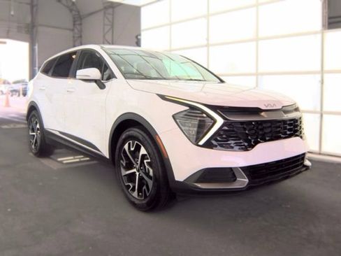 Certified 2025 Kia Sportage EX FWD image 2