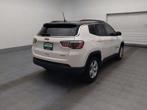 Used 2019 Jeep Compass Latitude FWD image 9