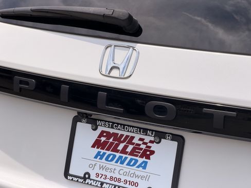 Used 2023 Honda Pilot Touring image 27