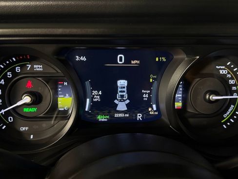 Used 2024 Jeep Wrangler Unlimited Rubicon 4xe AWD/4WD image 25