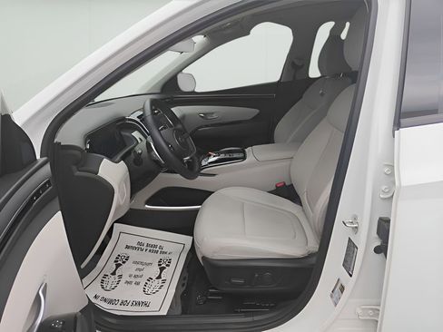 Used 2024 Hyundai Tucson Limited image 11