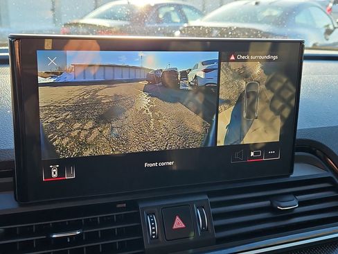 Used 2025 Audi SQ5 Premium Plus w/ Premium Plus Package image 16