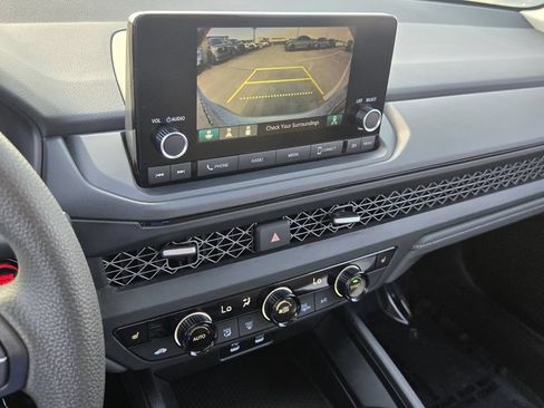 Certified 2025 Honda Accord SE image 20