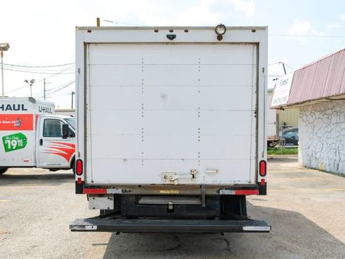 Used 2019 GMC Savana 3500 w/ Power Convenience Package image 9