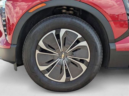 New 2025 Chevrolet Blazer EV LT image 9