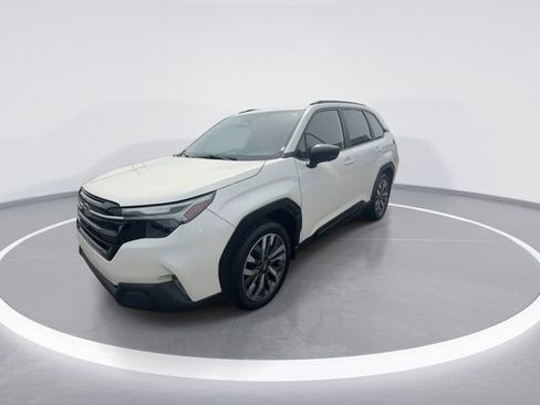 Used 2025 Subaru Forester Touring w/ Popular Package - Touring image 4