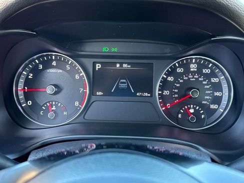 Used 2023 Kia Forte LXS image 10