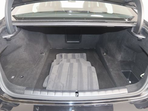 Used 2023 BMW 740i w/ Parking Assistance Package image 70