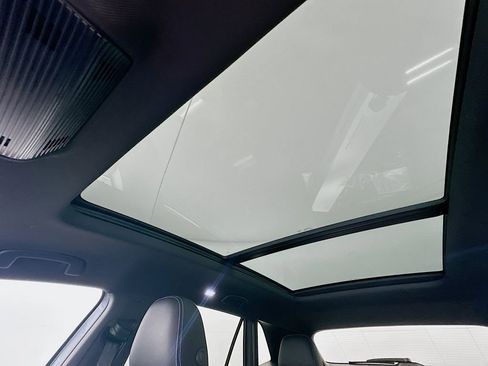 New 2026 Volkswagen Atlas Cross Sport SE AWD/4WD image 18