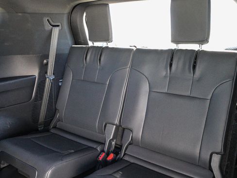 Used 2023 Lexus LX 600 4WD w/ Appearance Package image 22