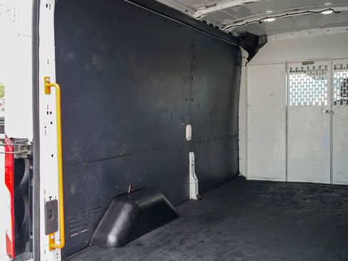 Used 2019 Ford Transit 150 148 Medium Roof RWD image 13