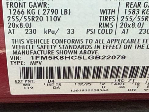 Used 2020 Ford Explorer Platinum w/ Premium Technology Package image 22