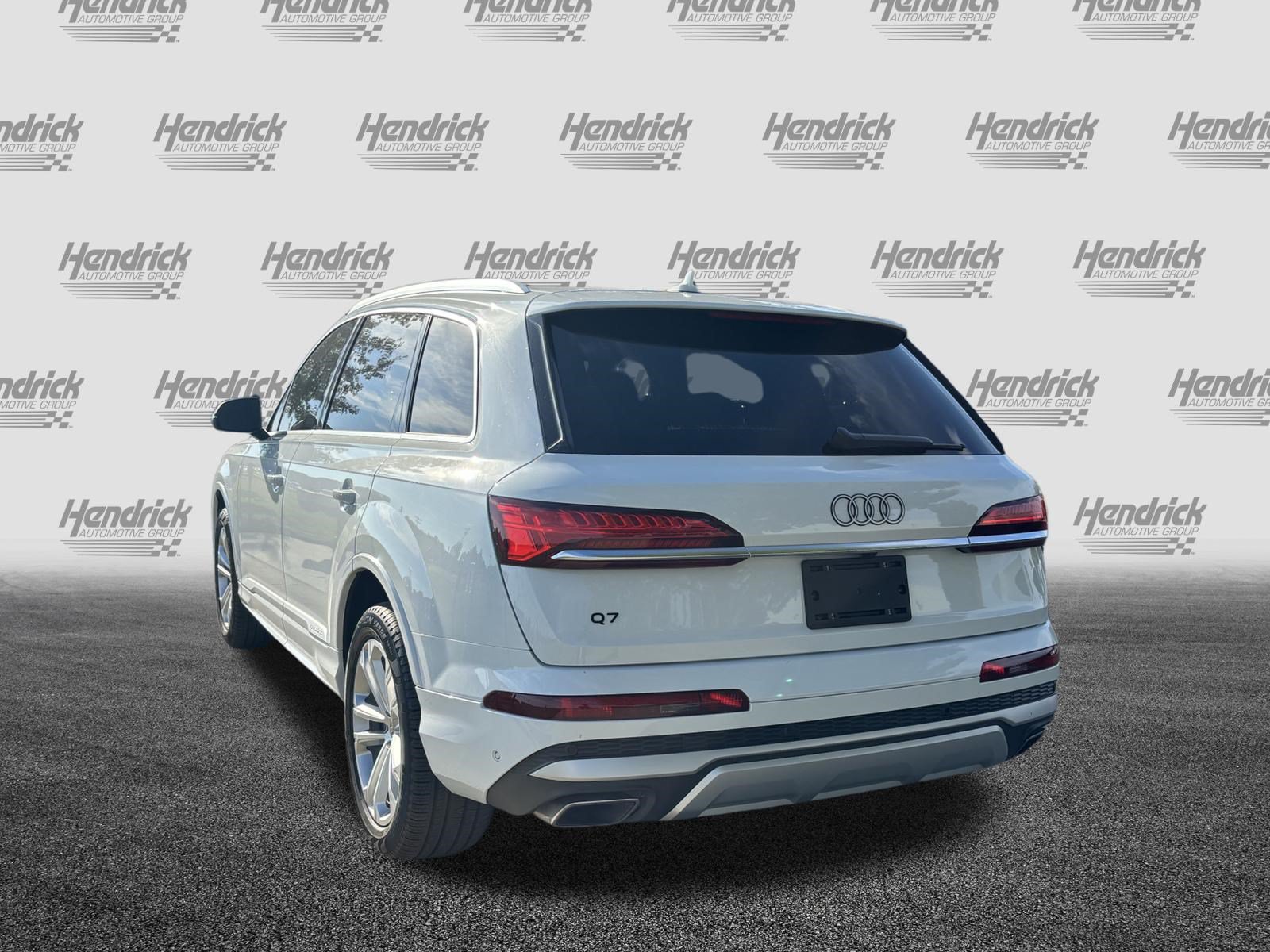 Used 2025 Audi Q7 3.0T Premium Plus w/ Premium Plus Package AWD/4WD image 8