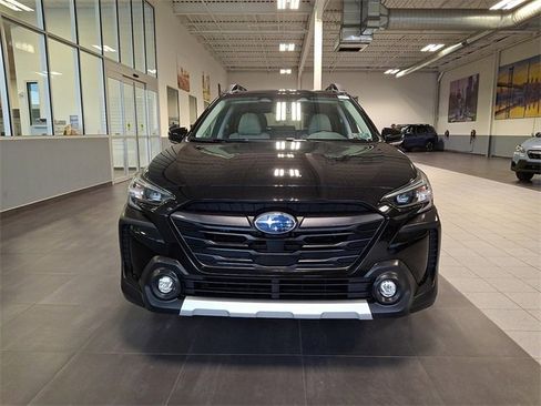 Used 2023 Subaru Outback Limited w/ Popular Package #2 image 2