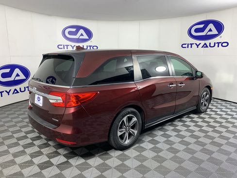 Used 2018 Honda Odyssey Touring image 3