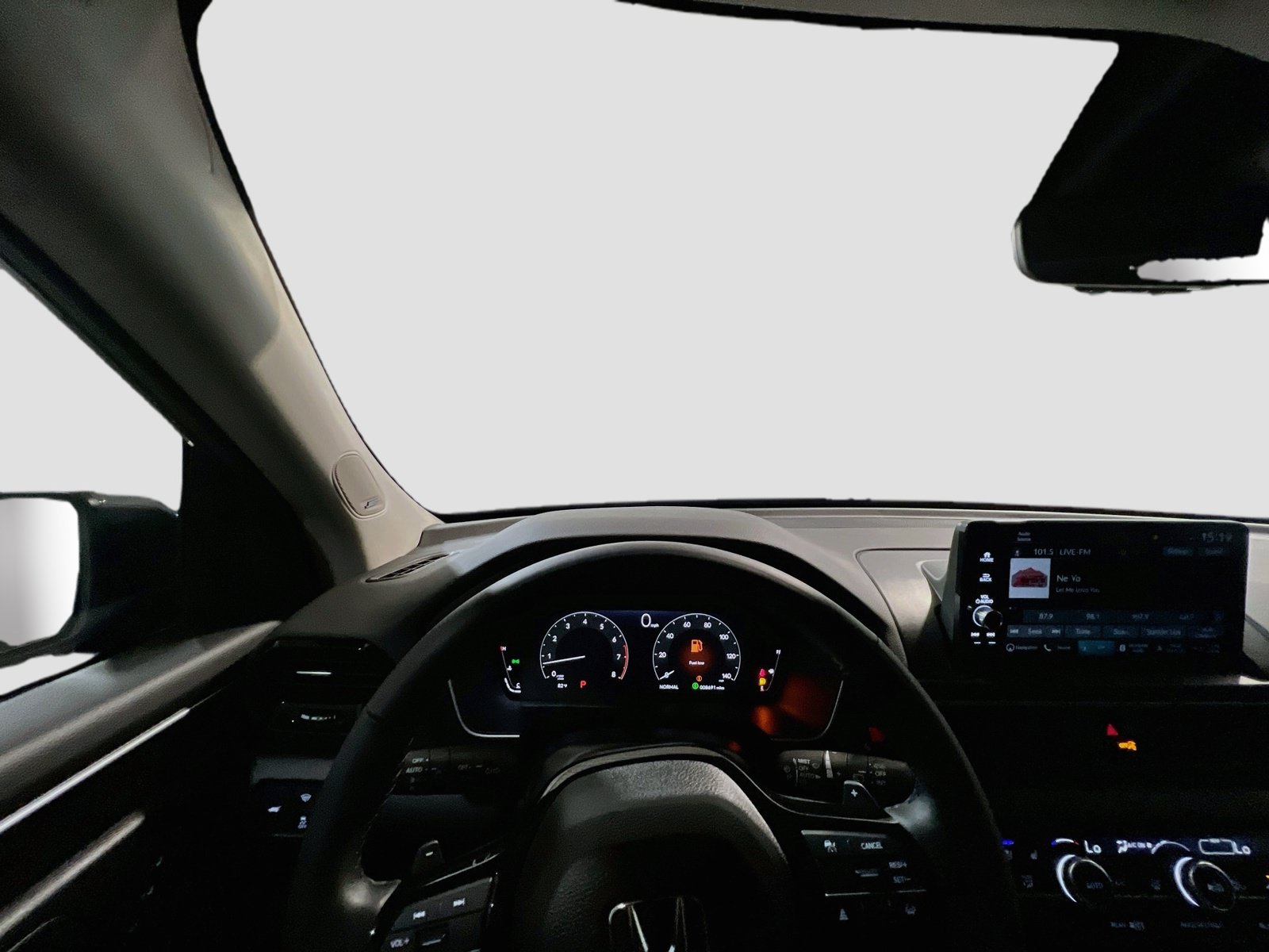Used 2023 Honda Pilot Elite image 7