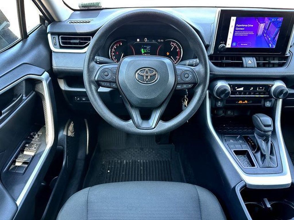 Used 2025 Toyota RAV4 LE FWD image 20