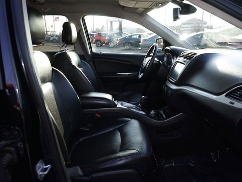 Used 2019 Dodge Journey GT w/ Blacktop Package image 30