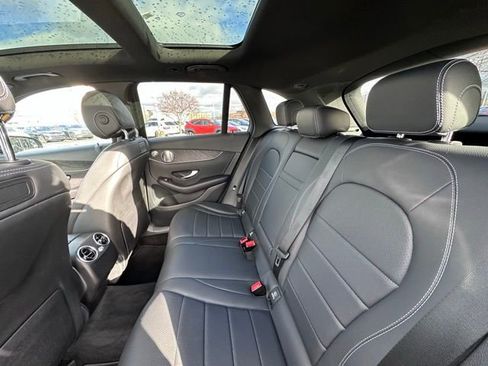 Used 2018 Mercedes-Benz GLC 300 4MATIC image 22