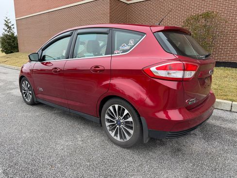 Used 2017 Ford C-MAX Energi Titanium w/ Equipment Group 501A image 7