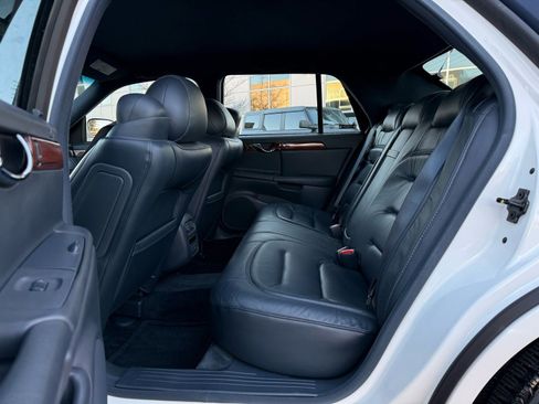 Used 2002 Cadillac De Ville image 36