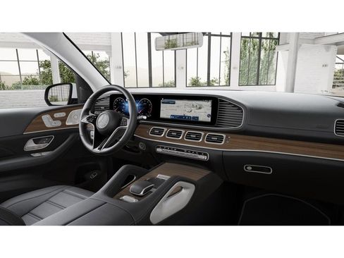 New 2026 Mercedes-Benz GLS 450 4MATIC image 6