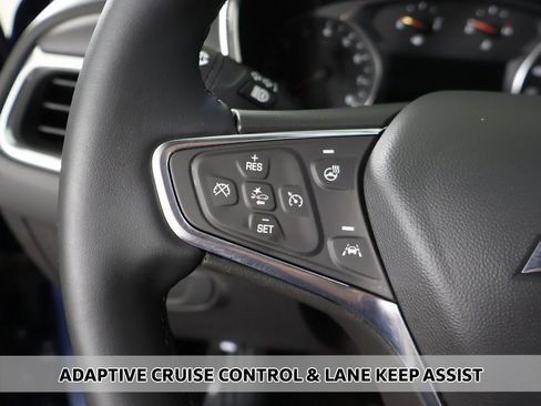 Used 2024 Chevrolet Equinox LT FWD image 3