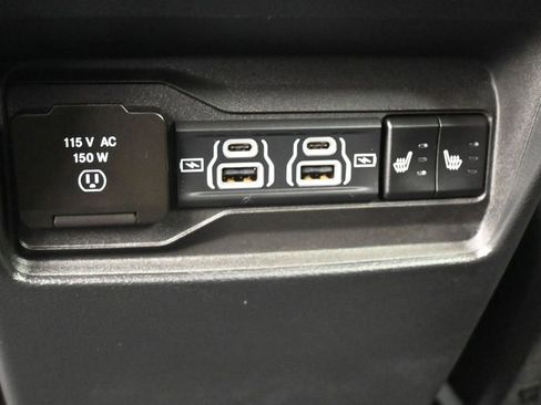 Used 2023 Jeep Grand Cherokee Limited AWD/4WD image 25