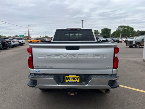 Used 2020 Chevrolet Silverado 2500 LTZ w/ LTZ Convenience Package AWD/4WD image 7