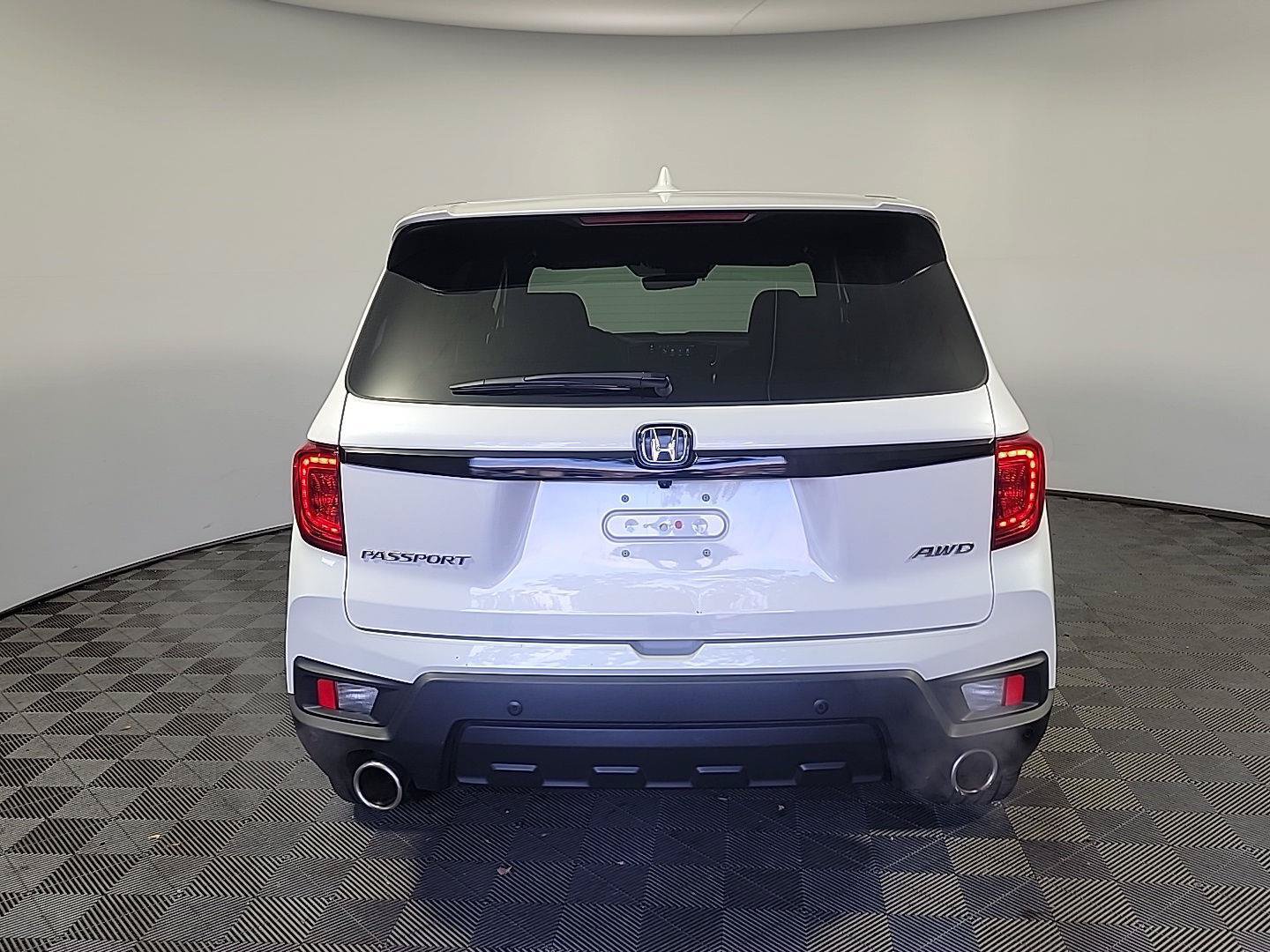 Certified 2024 Honda Passport EX-L image 5