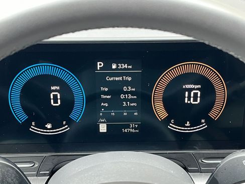 Used 2025 Hyundai Kona SEL image 40